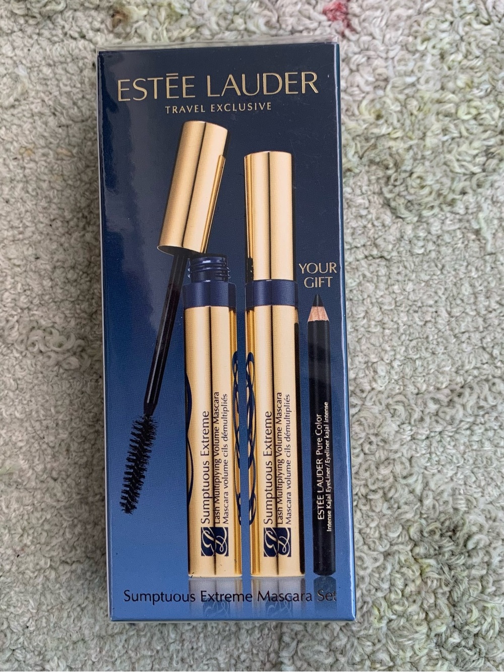Estée Lauder Travel Exclusive Sumptuous Extreme Mascara Set